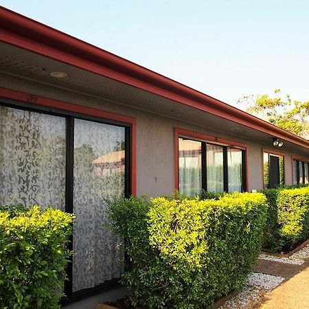 Springwood Motor Inn Exterior foto